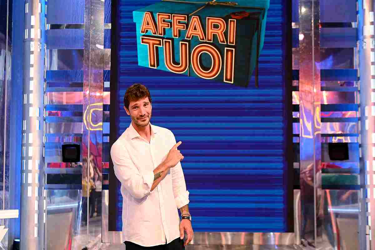 Affari Tuoi Stefano De Martino